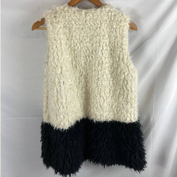 Lumiere Faux Fur and Leather Color Block Vest Small - Picture 5 of 5